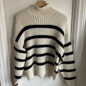 Oversized H&M Sweater